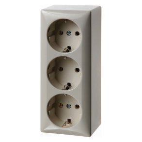 Stikkontakt med 3 schuko