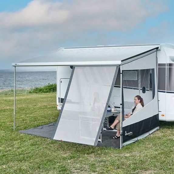 Isabella Shade Screen