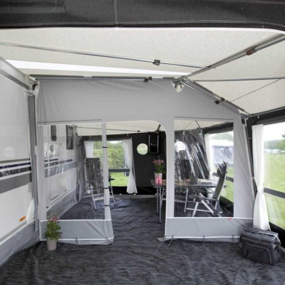 Romdeler med vinduspanel for fortelt 