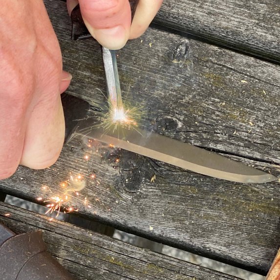 Fireon - Fireknife + Tinderstick