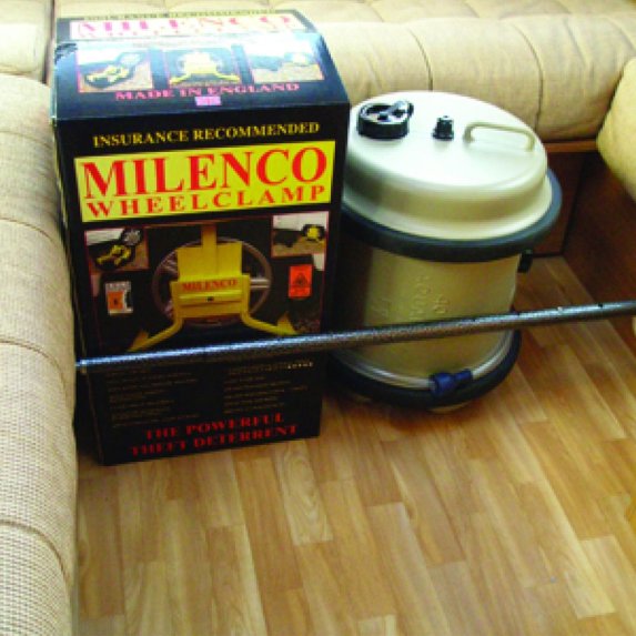 Milenco bagasjestang til sikring av last