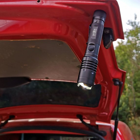 Taskulamppu 1000 lumenia inbu. Powerbank