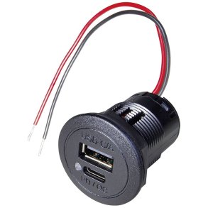 To innfelte USB-A/C-kontakter med LED-lys